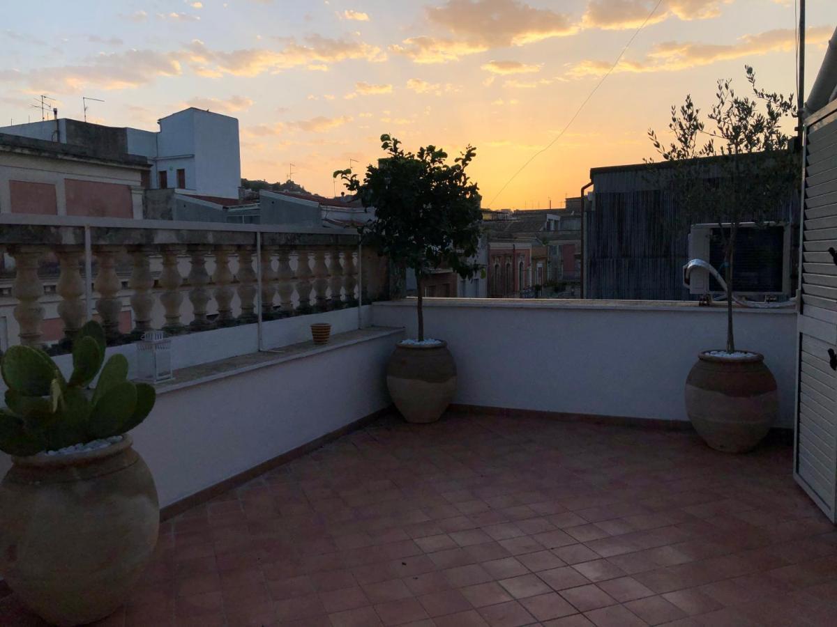Ferienwohnung Casa Negli Iblei Canicattini Bagni Exterior foto